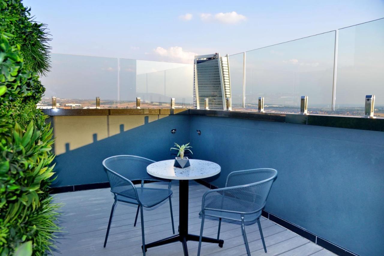 Courtyard Hotel Waterfall City Midrand Luaran gambar