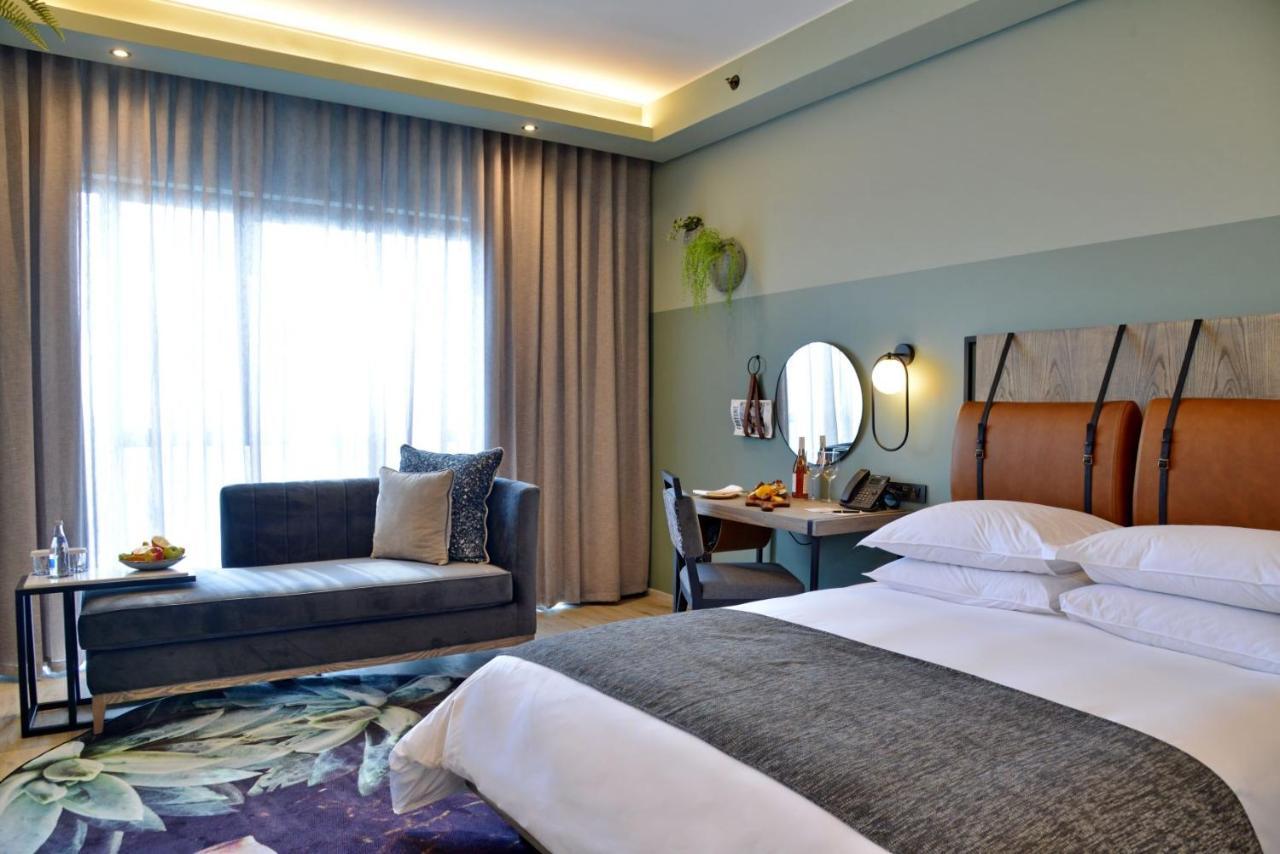 Courtyard Hotel Waterfall City Midrand Luaran gambar