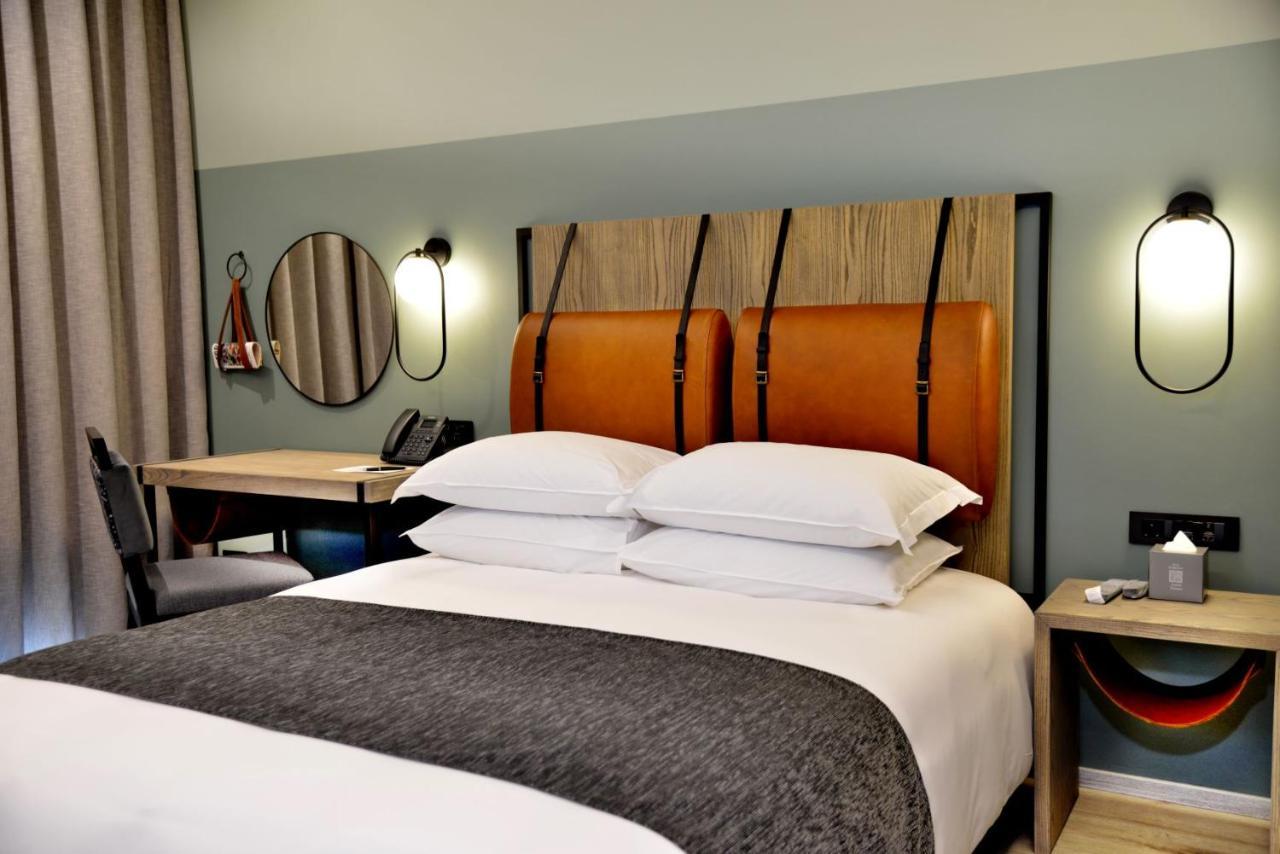 Courtyard Hotel Waterfall City Midrand Luaran gambar